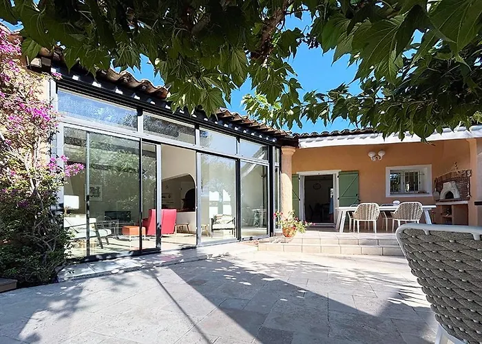 Villa Chez-nous C'est Chez Vous, Piscine, Plages Et Golfs Saint-Raphaël